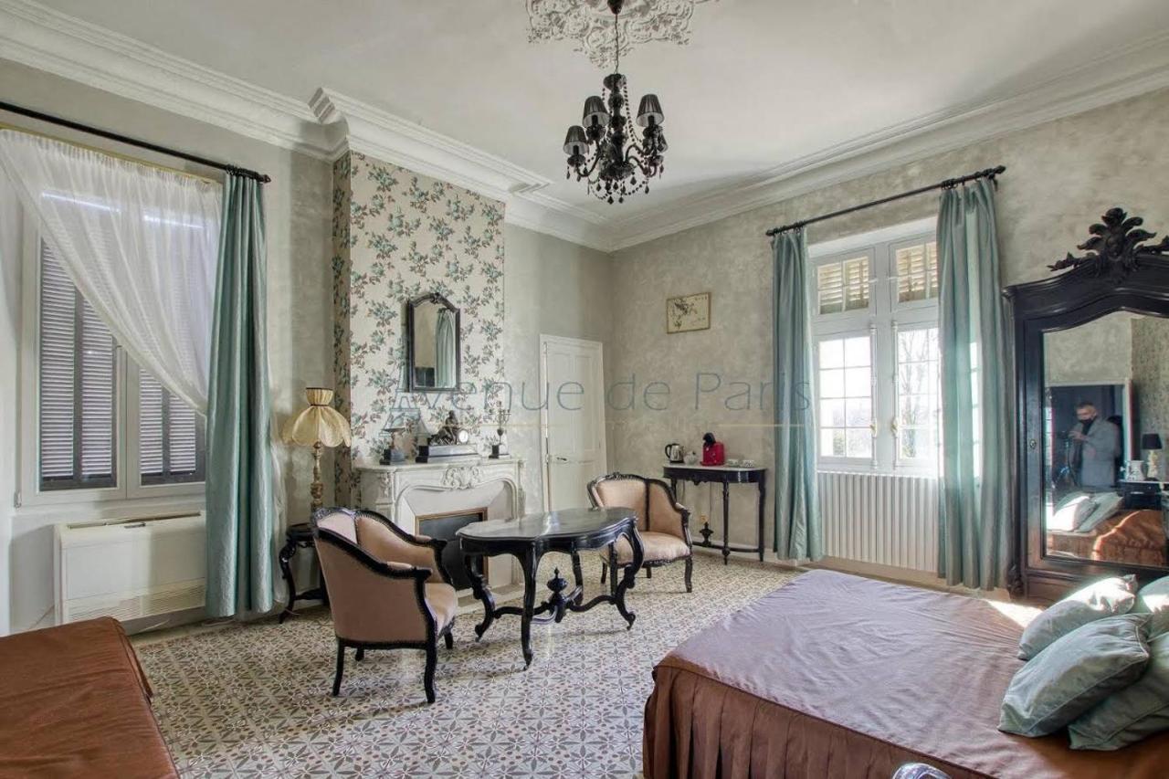 Le Mogador Chateau Du Martinet Violes Exterior photo