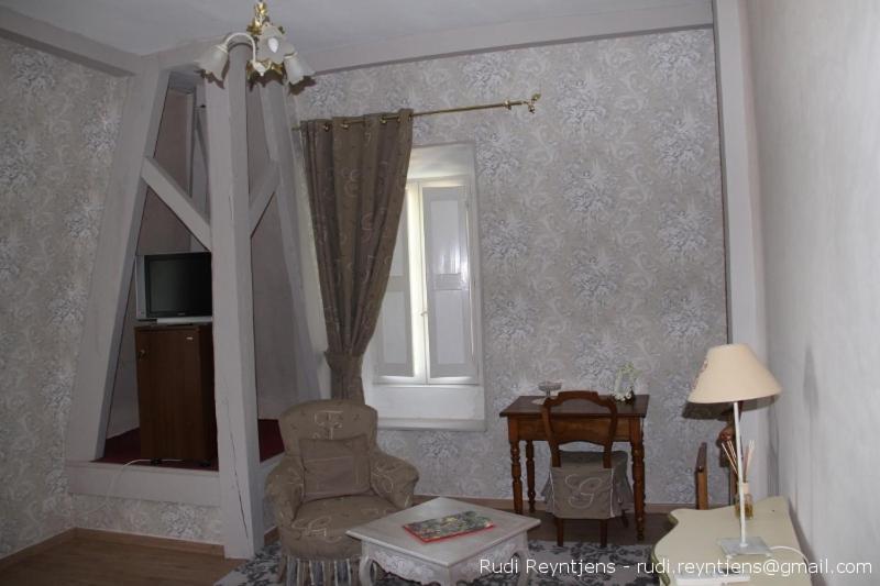 Le Mogador Chateau Du Martinet Violes Exterior photo